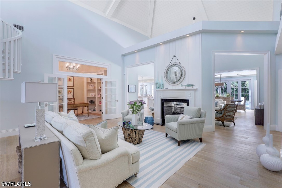5 Bed Pool Home for Sale in Olde Naples, photo 9