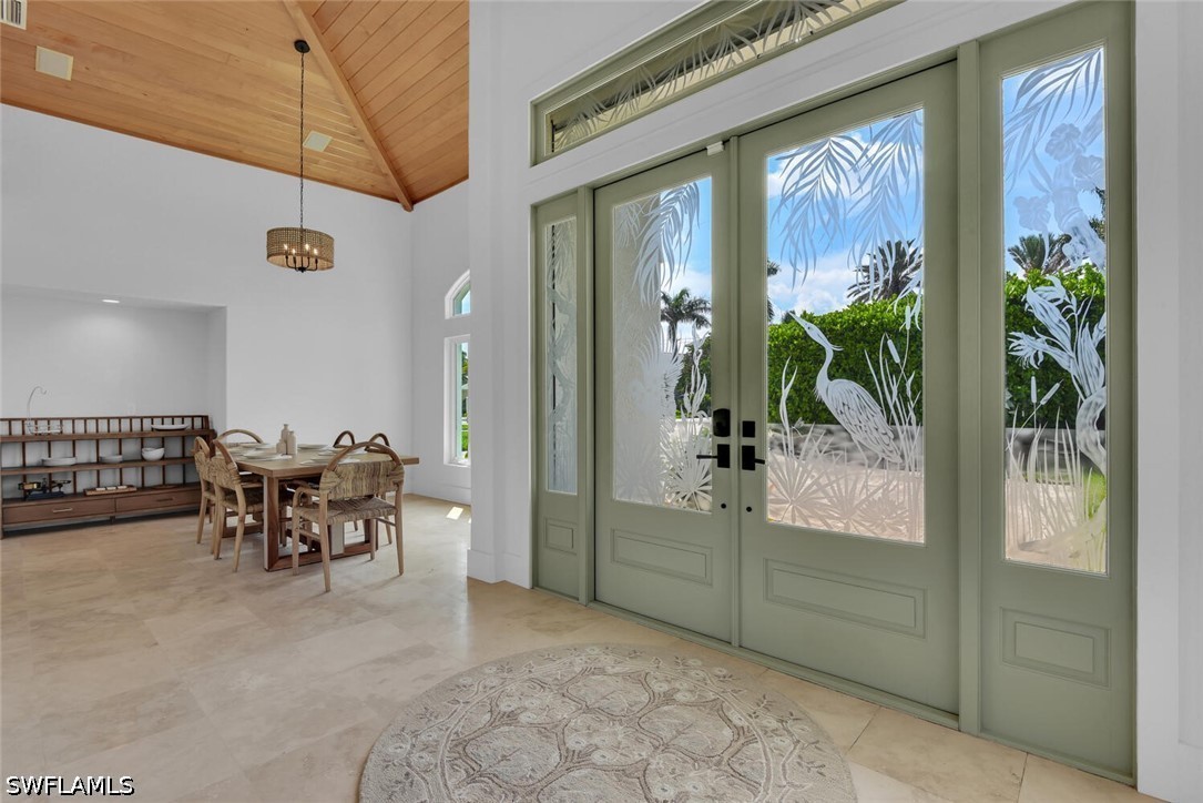 5 Bed Pool Home for Sale in Moorings, photo 9