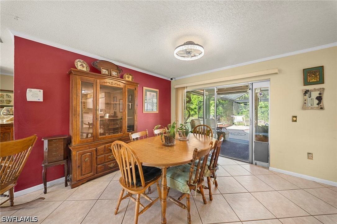 3 Bed Pool Home for Sale in San Carlos Park, photo 9