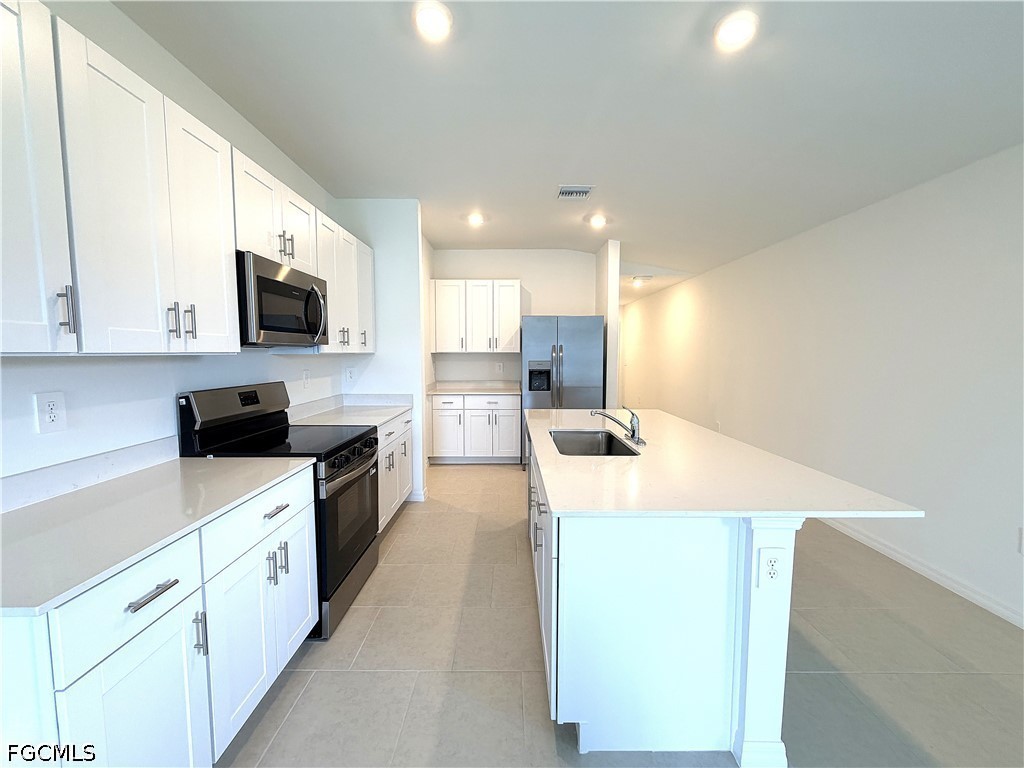 3 Bed SingleFamilyResidence for Sale in Crane Landing, photo 9