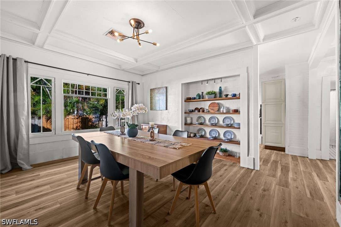 3 Bed SingleFamilyResidence for Sale in Dean Park, photo 9
