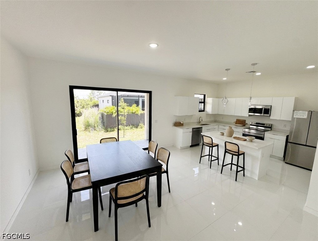 4 Bed SingleFamilyResidence for Sale in Cape Coral, photo 9