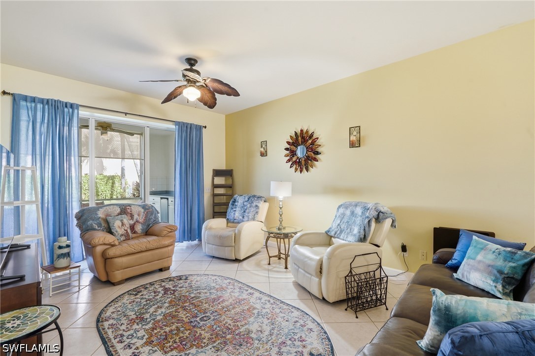 2 Bed Condominium for Sale in Naples, photo 9