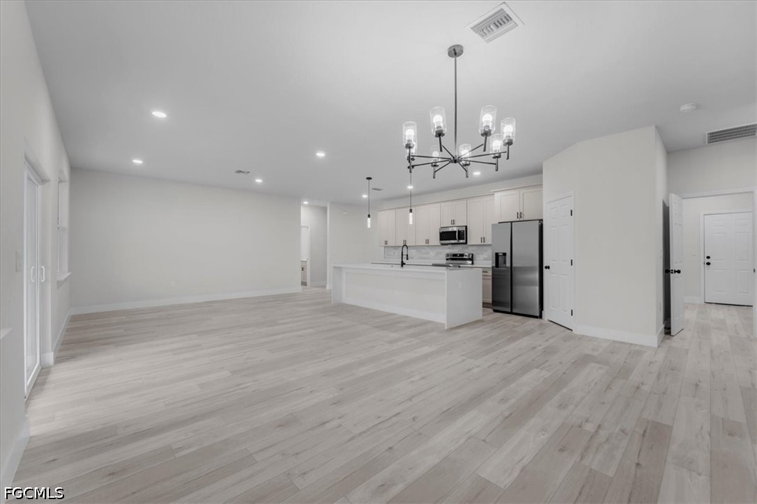 4 Bed SingleFamilyResidence for Sale in Sun N Lakes, photo 9