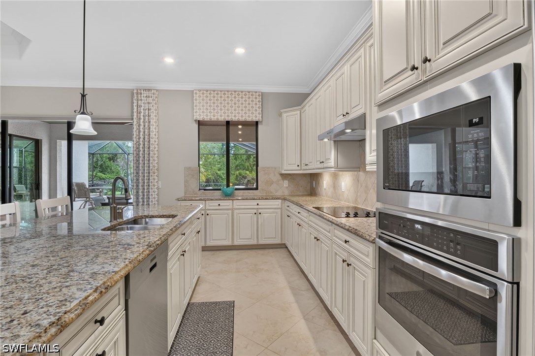 2 Bed Pool Home for Sale in Twin Eagles, photo 9