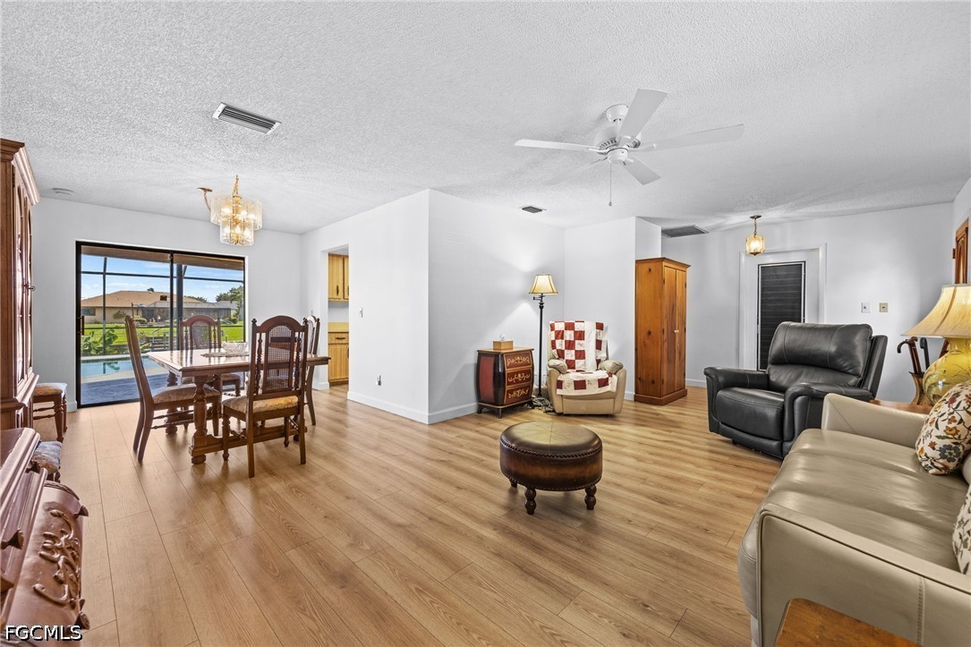 3 Bed Pool Home for Sale in Cape Coral, photo 9