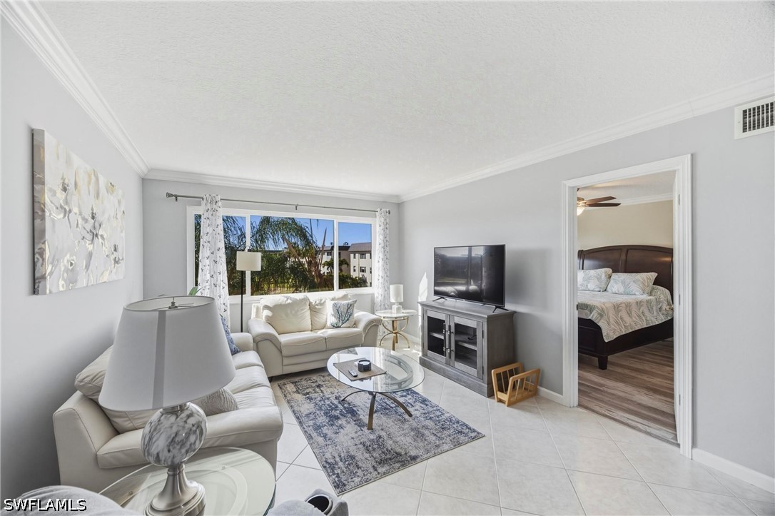2 Bed Waterfront Home for Sale in Naples, photo 9