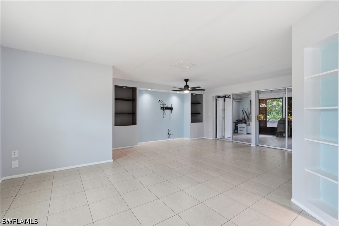 3 Bed SingleFamilyResidence for Sale in Naples, photo 9