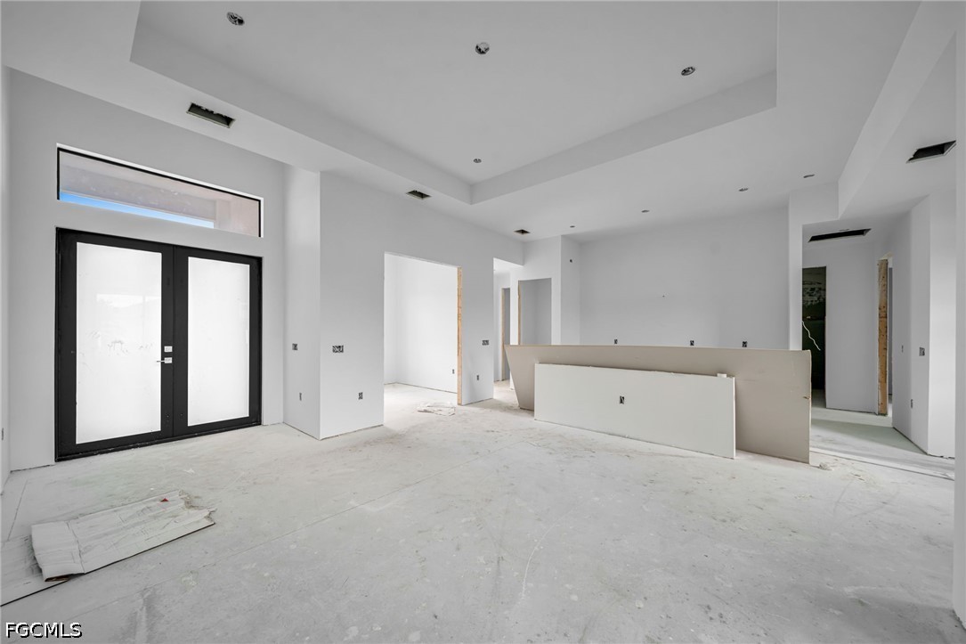 3 Bed SingleFamilyResidence for Sale in Cape Coral, photo 9