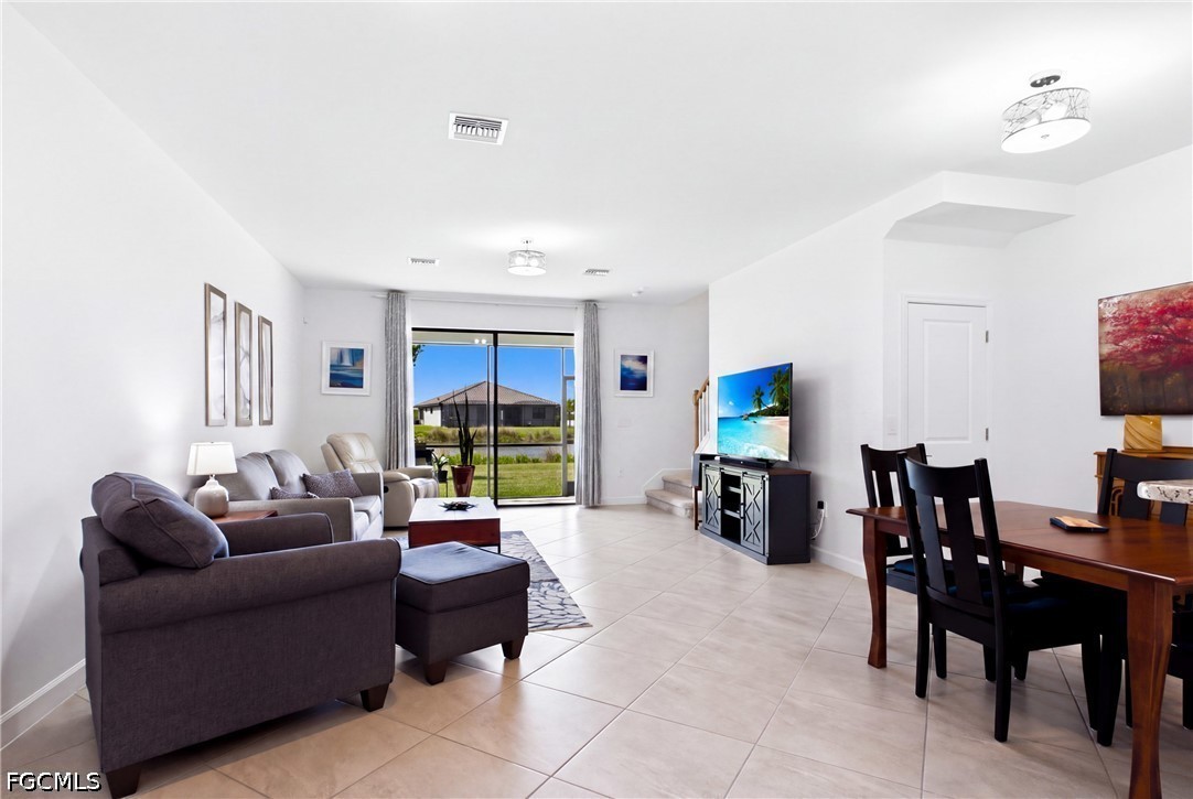 3 Bed Waterfront Home for Sale in Timber Creek, photo 9