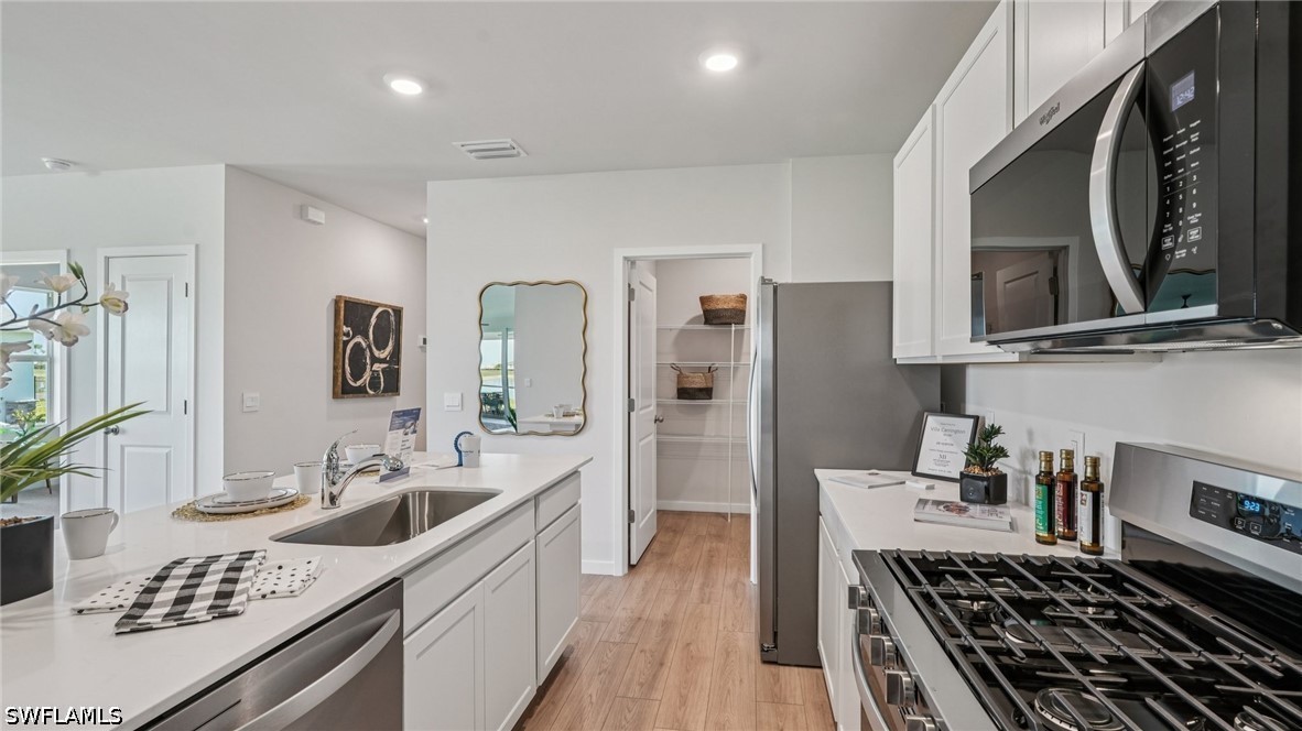 3 Bed Waterfront Home for Sale in Punta Gorda, photo 9