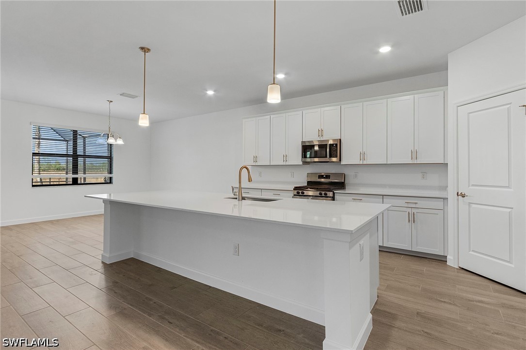 3 Bed Pool Home for Sale in Verdana Village, photo 9