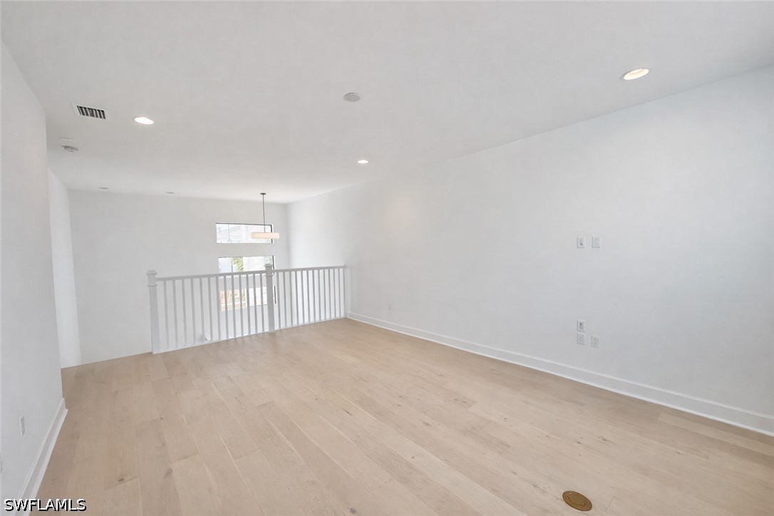 5 Bed Waterfront Home for Sale in Rivercreek, photo 9