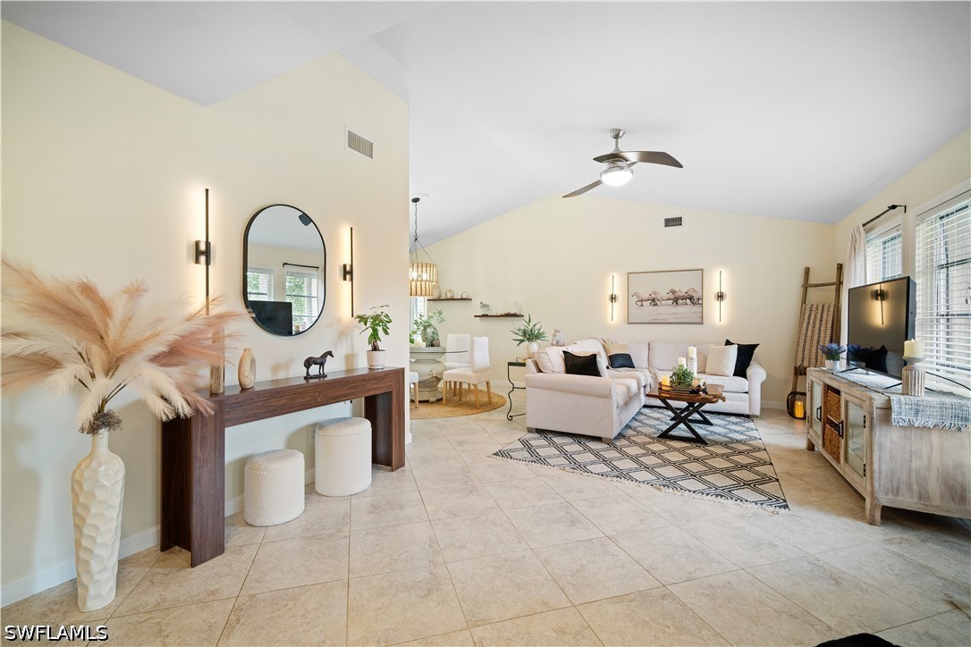 3 Bed SingleFamilyResidence for Sale in Naples, photo 9