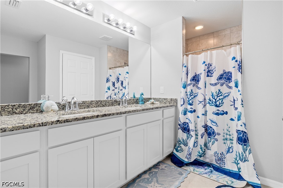 4 Bed SingleFamilyResidence for Sale in Cape Coral, photo 9
