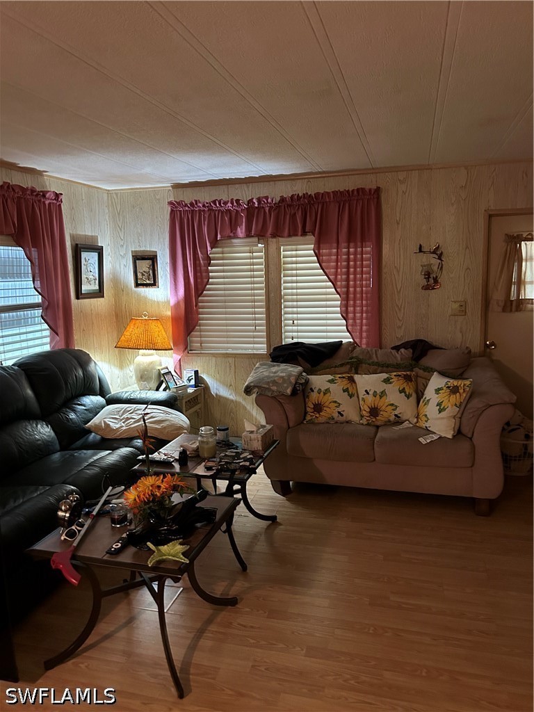 2 Bed ManufacturedHome for Sale in Naples, photo 9