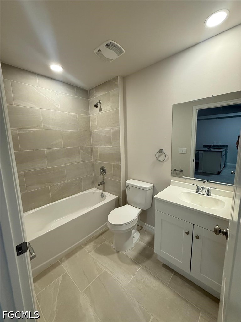 3 Bed Duplex for Sale in Cape Coral, photo 9