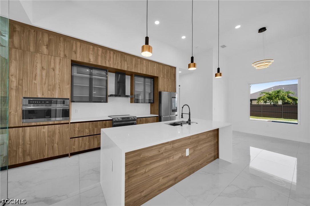 3 Bed Pool Home for Sale in Cape Coral, photo 9