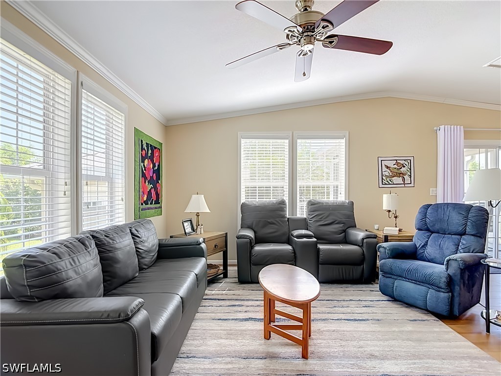 2 Bed ManufacturedHome for Sale in Fort Myers, photo 9