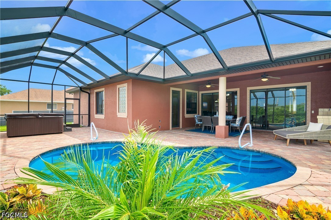 3 Bed Pool Home for Sale in Cape Coral, photo 9