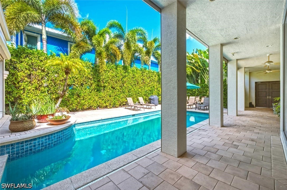 5 Bed Pool Home for Sale in Naples Park, photo 9