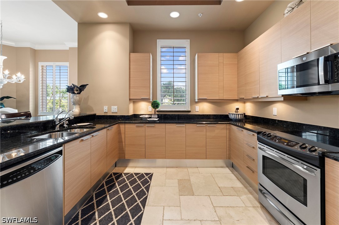 3 Bed Condominium for Sale in Estero, photo 9