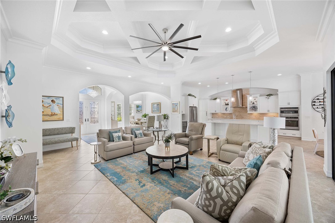 3 Bed Pool Home for Sale in Castlewood, photo 9