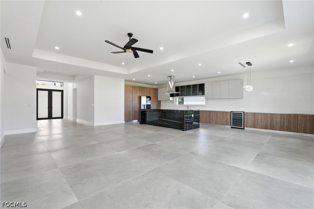3 Bed SingleFamilyResidence for Sale in Cape Coral, photo 9