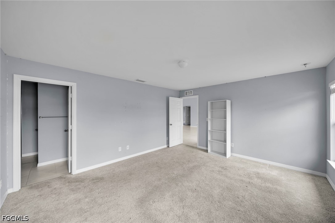 4 Bed SingleFamilyResidence for Sale in Cape Coral, photo 9