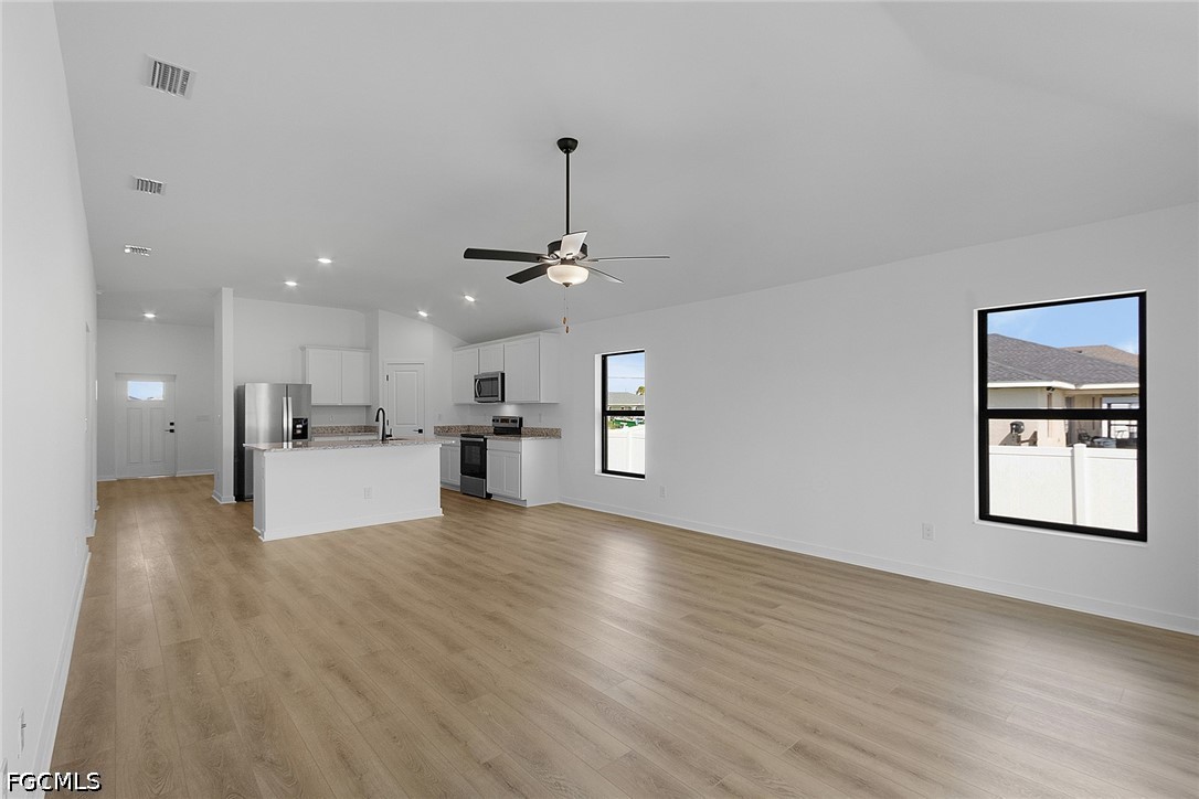 3 Bed Waterfront Home for Sale in Mirror Lakes, photo 9