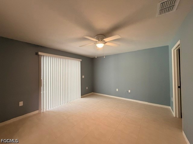 3 Bed SingleFamilyResidence for Sale in Lehigh Acres, photo 9
