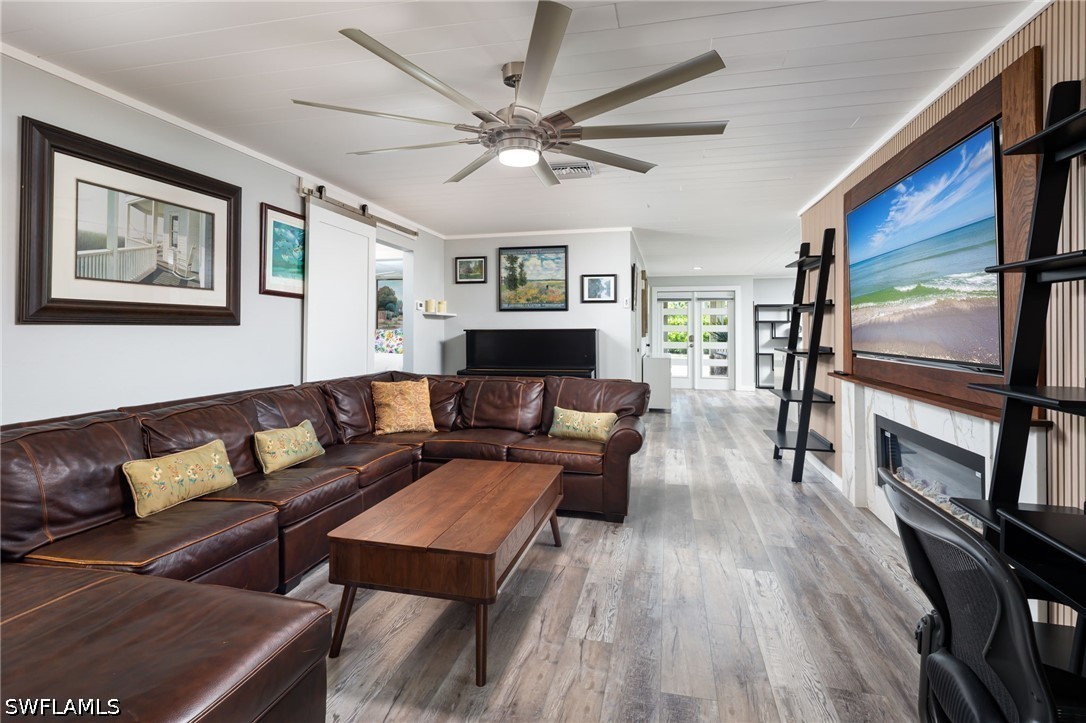 4 Bed Pool Home for Sale in Pine Ridge, photo 9