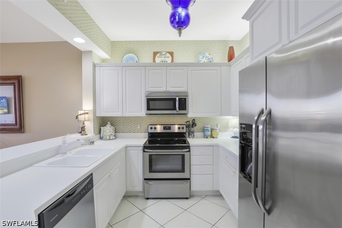 3 Bed Waterfront Home for Sale in Regatta, photo 9
