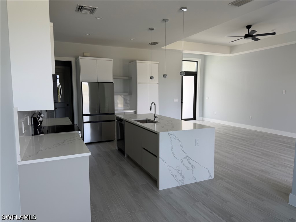 2 Bed SingleFamilyResidence for Sale in Naples, photo 9