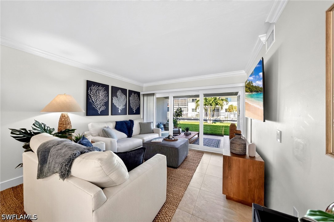2 Bed Waterfront Home for Sale in Naples, photo 9
