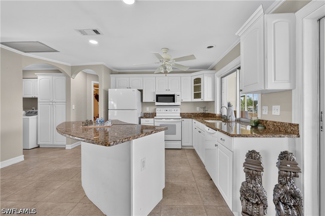 3 Bed Waterfront Home for Sale in Fort Myers, photo 9