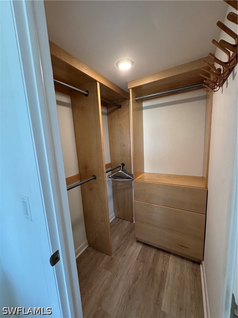 2 Bed Condominium for Sale in Naples, photo 9