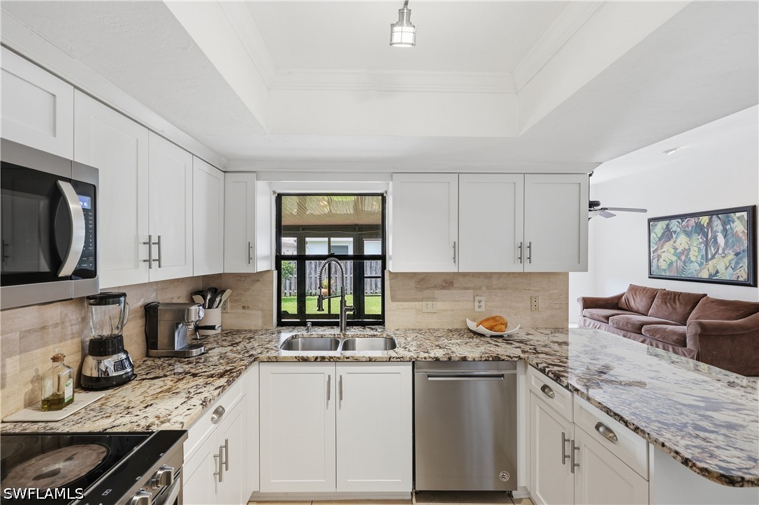 3 Bed SingleFamilyResidence for Sale in South Pointe, photo 9