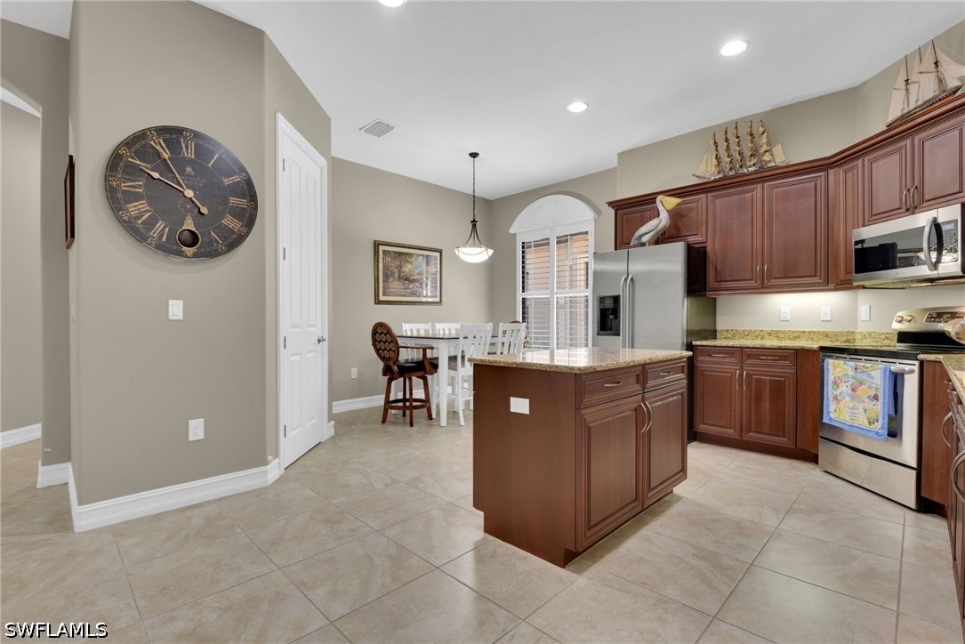 3 Bed Pool Home for Sale in Moorgate Point, photo 9
