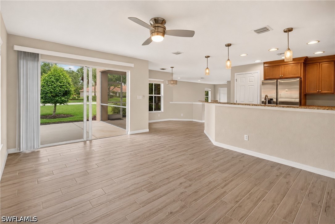 4 Bed SingleFamilyResidence for Sale in Estero, photo 9