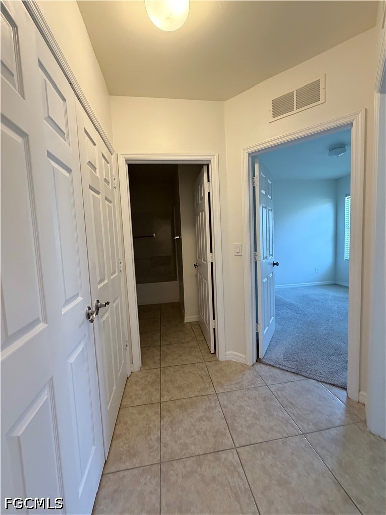 3 Bed SingleFamilyResidence for Sale in Cape Coral, photo 9