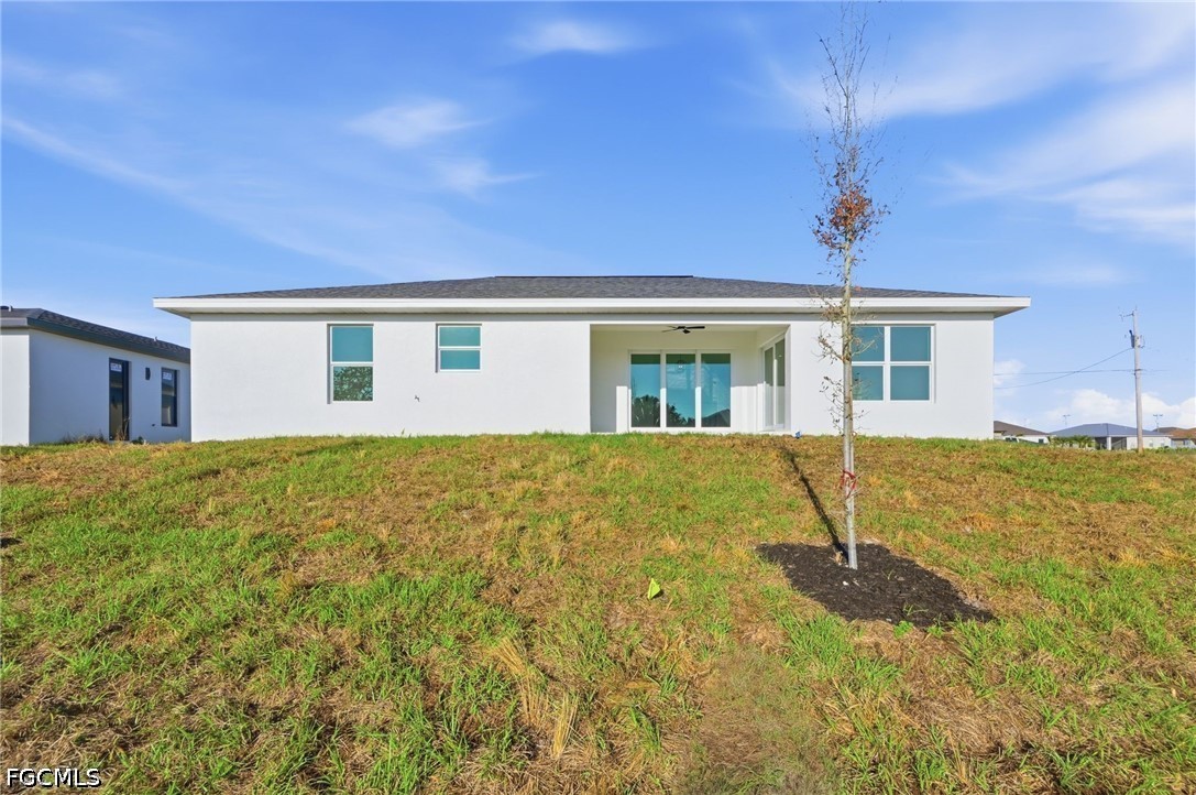3 Bed Waterfront Home for Sale in Cape Coral, photo 9