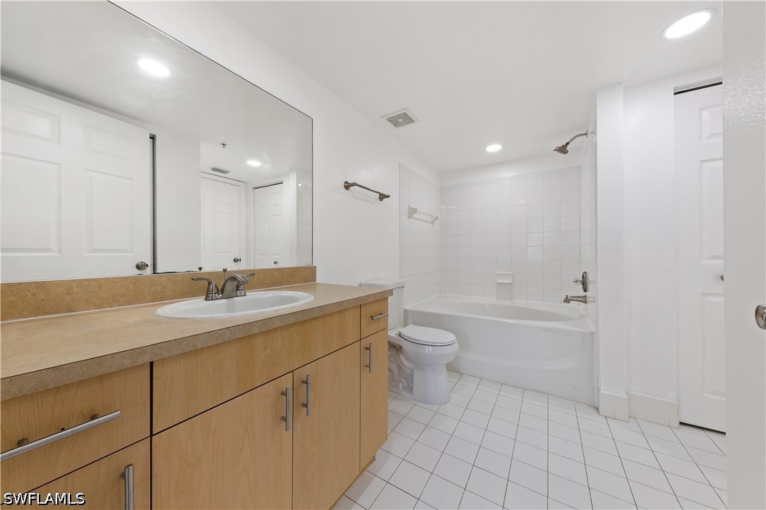 1 Bed Waterfront Home for Sale in Sanctuary, photo 9