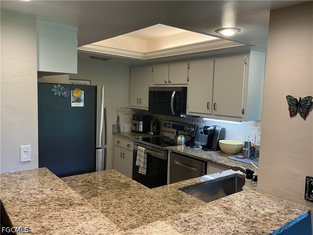 2 Bed Condominium for Sale in Augusta Village, photo 9