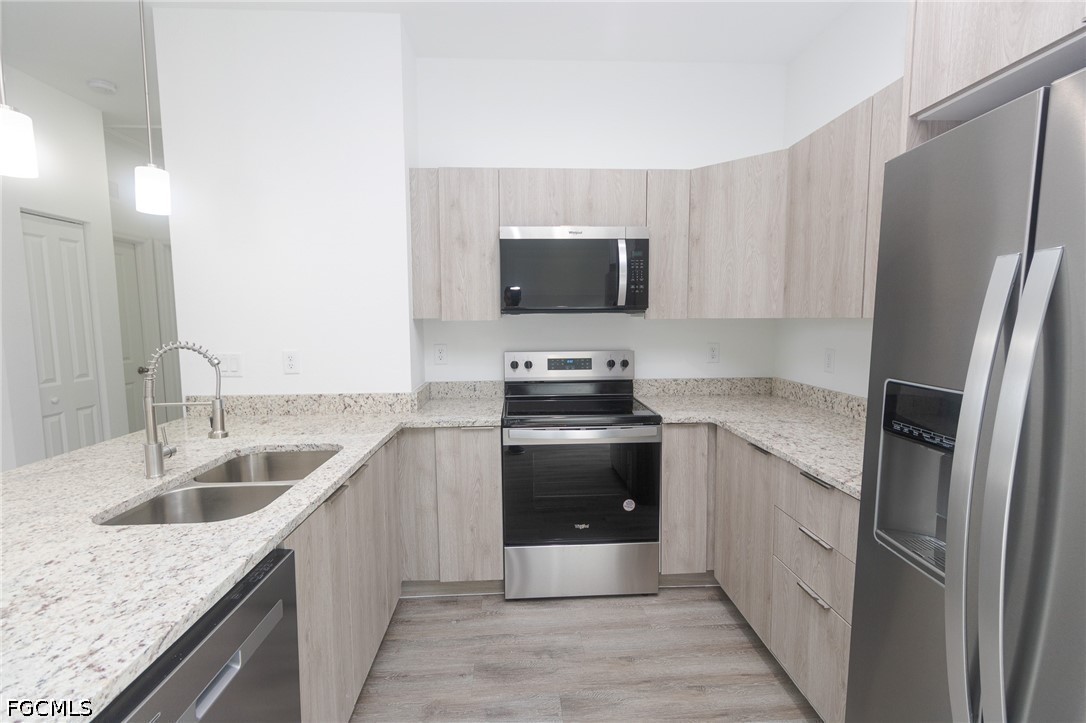 3 Bed SingleFamilyResidence for Sale in Port Labelle, photo 9