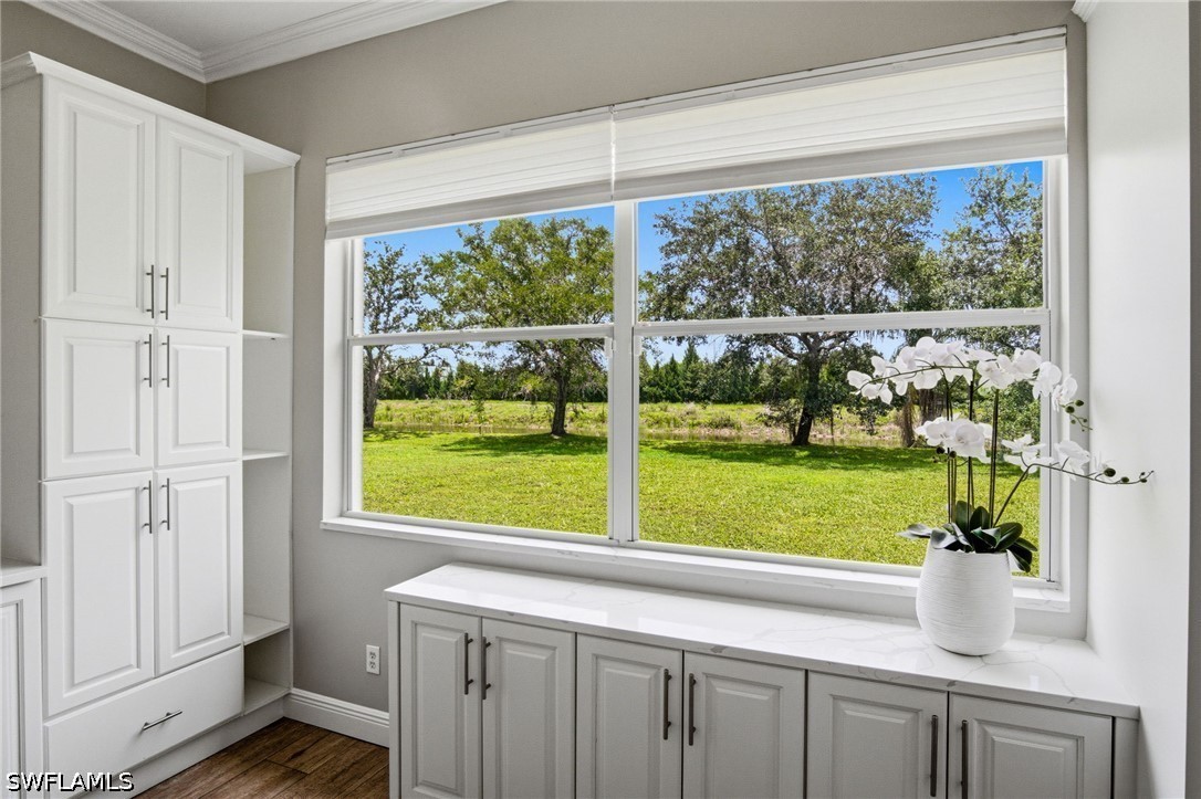 3 Bed Waterfront Home for Sale in Naples, photo 9