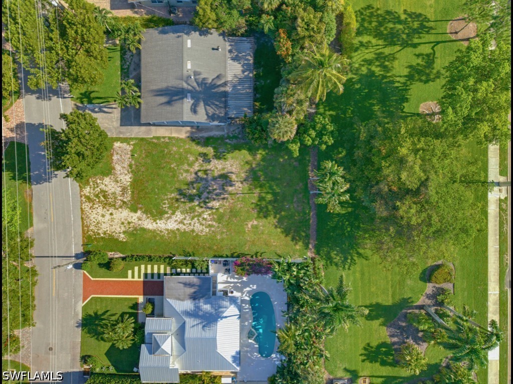 Residential for Sale in Lake Park, photo 9