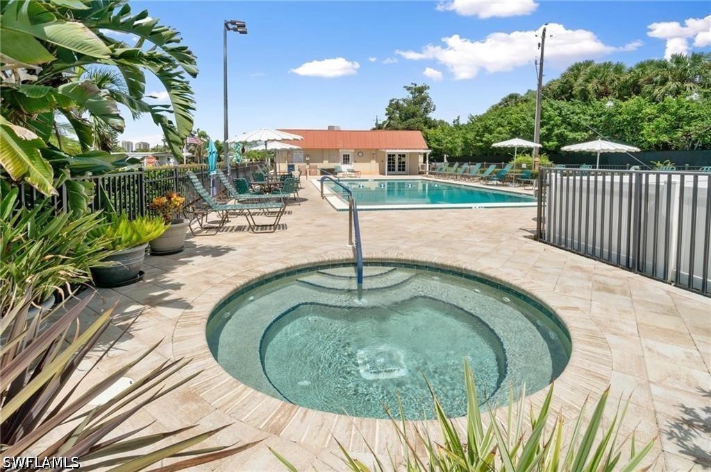 Residential for Sale in Spring Creek Village, photo 9