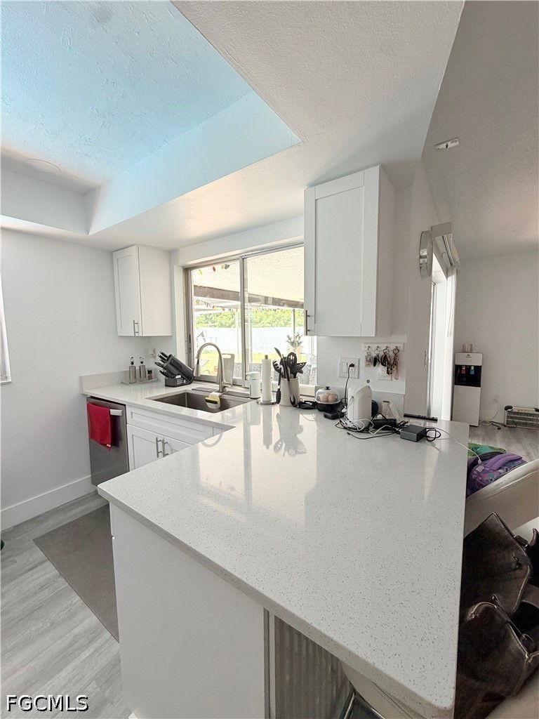 3 Bed Pool Home for Sale in Cape Coral, photo 9