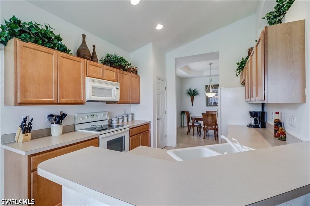 3 Bed Waterfront Home for Sale in Naples, photo 9